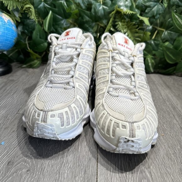 Nike Shox TL Shoes Mens Size 10.5 Running White Metallic Silver AV3595-100 - Picture 3 of 11